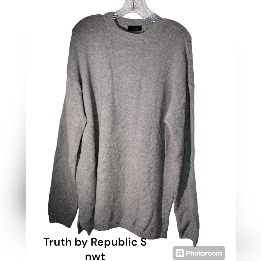 Truth by Republic sweater S oversized grey taupe nwt